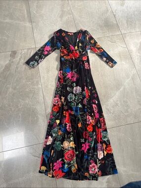 Vilagallo Floral Print Velvet Maxi Dress Black with Flowers